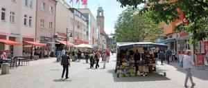 In der Spandauer Altstadt sollen bald "Hausmeister" für Ordnung sorgen.