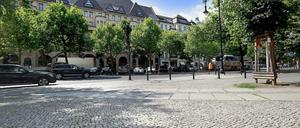 Der dritte Teil der Stadtsafari führt nach Charlottenburg. Wir beginnen die Reise auf dem Georg-Grosz-Platz, ...
