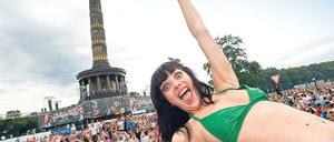 Friede, Freude, Feierkuchen. 2006 fand die letzte Berliner Loveparade statt, rund 500.000 ravten durch den Tiergarten.