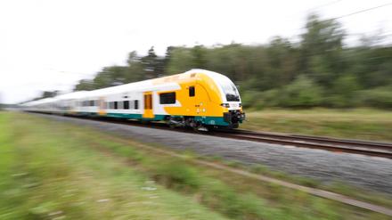 Seit Dezember fährt der RE1 in den Odeg-Farben gelb-grün-weiß durch Berlin.