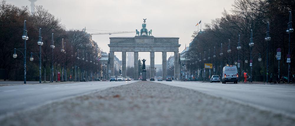 Alles ruhig. So leer wie während der Lockdowns hat man Berlins Straßen selten gesehen.