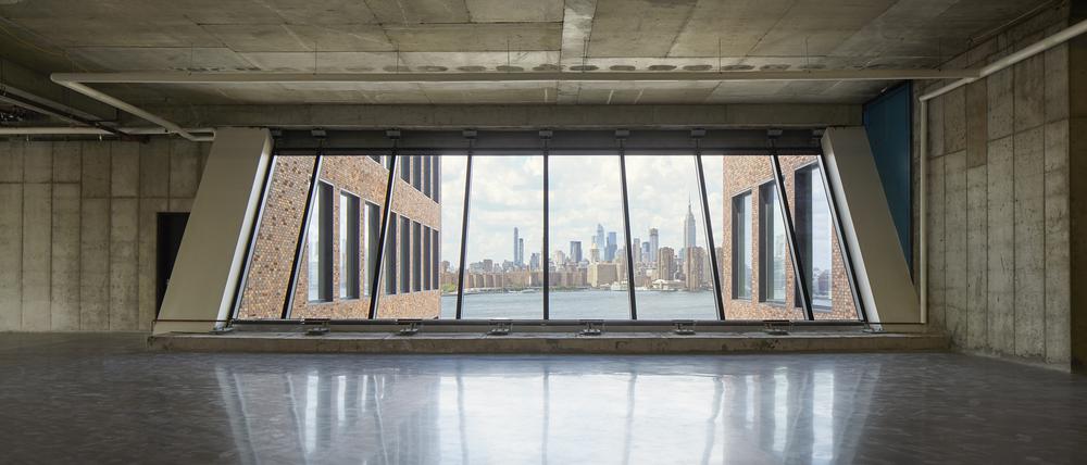 Hallo Manhattan: Blick aus dem Bürogebäude 25 Kent