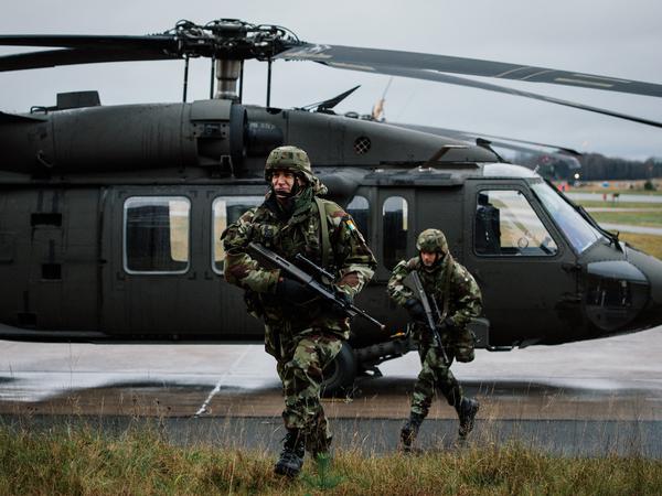 Die EU beschloss vor wenigen Tagen den Aufbau einer 5000 Soldaten starken Eingreiftruppe bis zum Jahr 2025.