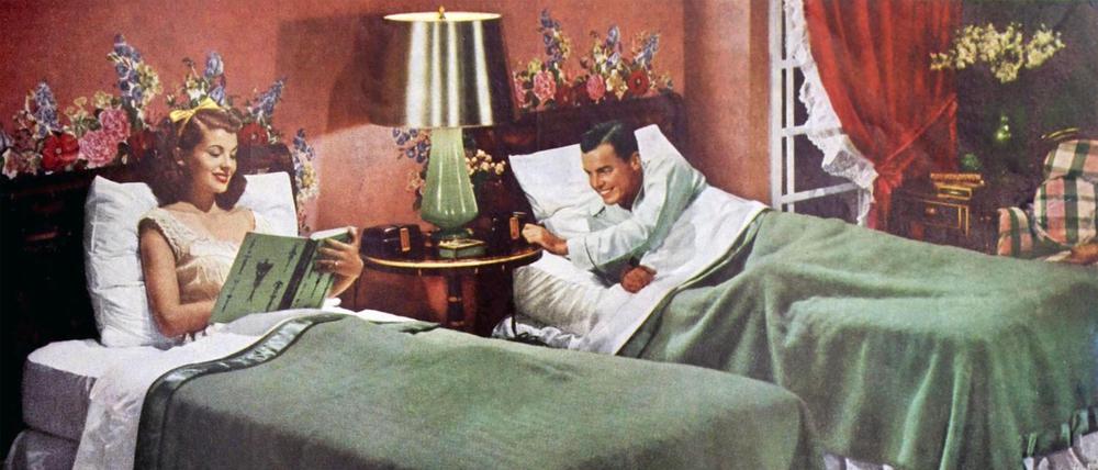 SEPARATE BEDS in an American advert from the 1950s.