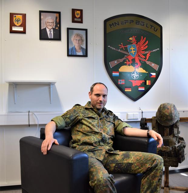 „Eine Glaskugel haben wir alle nicht“, sagt Bundeswehr-Oberstleutnant Daniel Andrä in seinem Büro in Rukla.