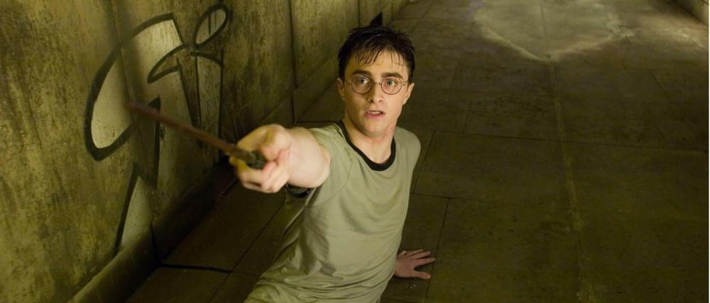 Daniel Radcliffe benötigte in den zehn Harry-Potter-Drehjahren insgesamt 80 Zauberstäbe. 
