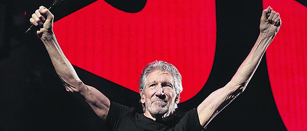 Roger Waters, Sänger, Komponist und Mitbegründer der Rockgruppe Pink Floyd bei einem Konzert in LA.