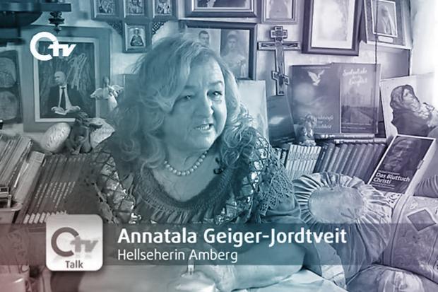 Hellseherin Annatala Geiger-Jordtveit sagt die Zukunft voraus. Allerdings extrem vage und oft falsch.
