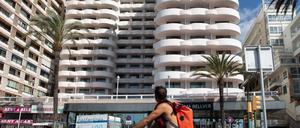 Mehr als 200 Menschen befinden sich derzeit im Quarantänehotel auf Mallorca.