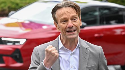 Uwe Hochgeschurtz war jahrelang Chef von Renault Deutschland, dann Vorstandsvorsitzender von Opel. Heute arbeitet er als Europachef des 14-Marken-Konzerns Stellantis. Foto: picture alliance/dpa/Arne Dedert