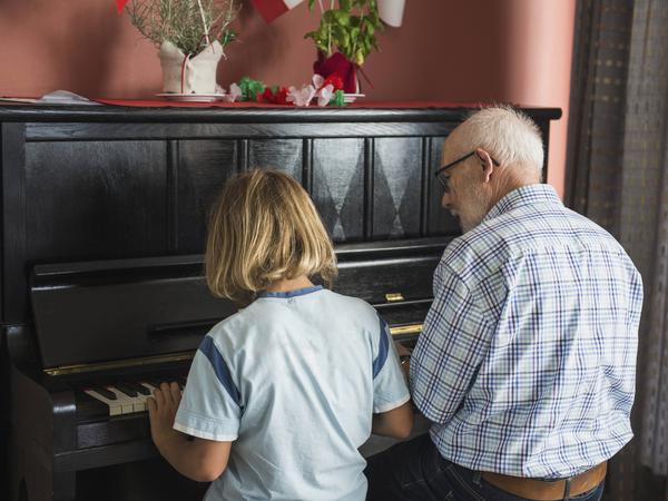 Großeltern können Talente entdecken und fördern. 