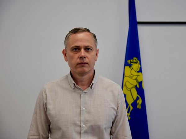 Bürgermeister Oleksandr Sayuk muss große Herausforderungen meistern.