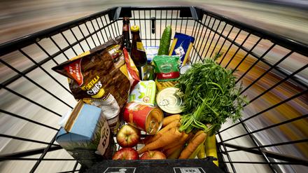 Der Supermarkteinkauf wird aus Sicht für einige zum „Kampf an der Preissteigerungsfront“, sagt Ziems.