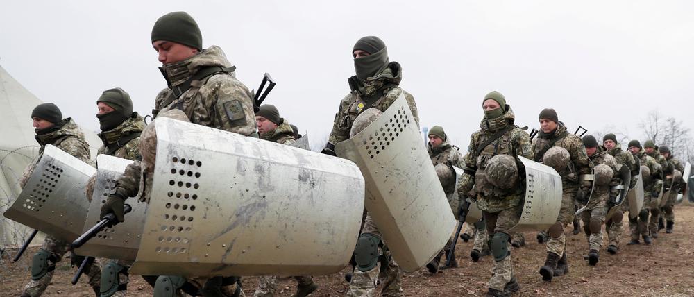 Ukrainische Grenztruppen beim Training.