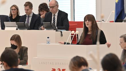 Brandenburgs Finanzministerin Katrin Lange erzünte mit ihrer Rede im Landtag Parteifreunde 
