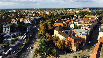 Blick vom Rathaus in die Altstadt von Spandau.