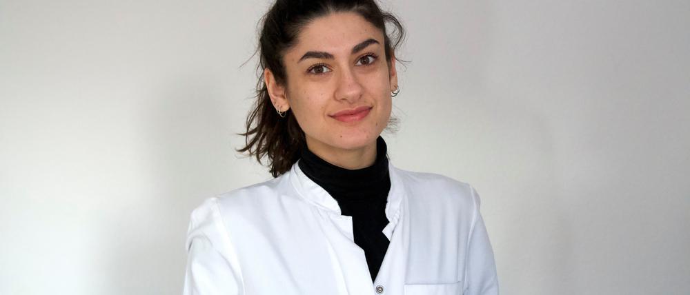 Anahita Khamseh, Medizinstudentin in der Charité