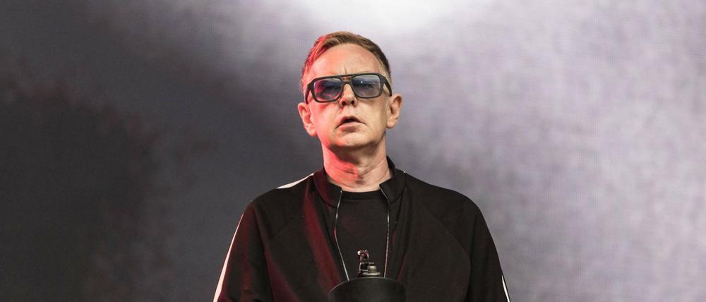 Andrew Fletcher von Depeche Mode bei einem Konzert der Global Spirit Tour 2017/2018 in der HDI-Arena. Hannover, 11.06.2017.