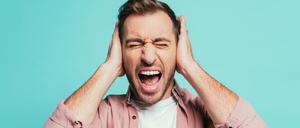 Dauerstress ohne Erholungspausen kann quälende Ohrgeräusche verursachen. 
