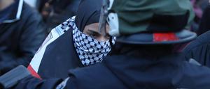 Viele Jugendliche und junge Erwachsene radikalisieren sich und unterstützen die Hamas trotz deren Terrors.  