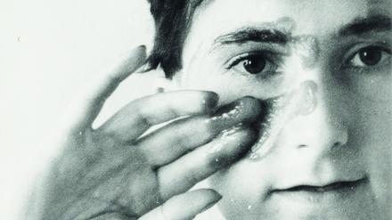 „Selbstversuche“ nannte Gabriele Stötzer die 1983 entstandene Fotoserie