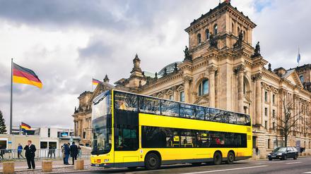 Die Berliner Verkehrsbetriebe (BVG) und Verkehrssenatorin Bettina Jarasch (Grüne) hatten bereits im März freie Fahrt für Abonnenten gefordert.