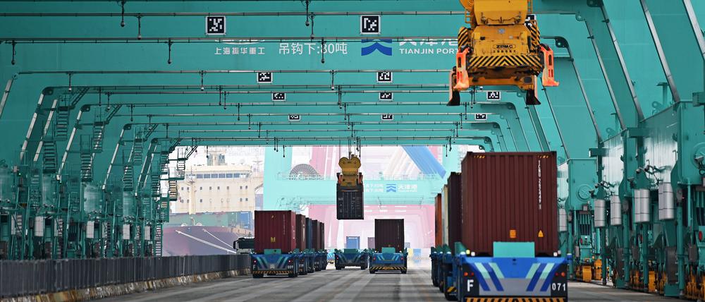 Hafen von Tianjin: Wird 2030 China die USA als größte Volkswirtschaft der Welt überholen? 