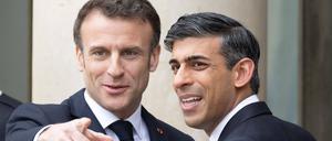 Wieder beste Freunde? Emmanuel Macron empfängt den britischen Premier Rishi Sunak demonstrativ freundlich. Es ist das erste bilaterale Gipfeltreffen zwischen Staats- und Regierungschefs beider Länder seit 2018.