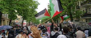 Eine eskalierte pro-palästinensische Demonstration in Neukölln.