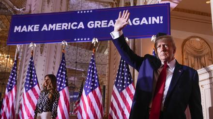 Ex-Präsident Donald Trump verkündet seine dritte Präsidentschaftskandidatur in Mar-a-Lago.