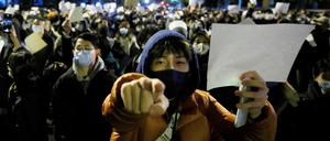 Proteste gegen Chinas strikte Corona-Maßnahmen am 27. November 2022 in Peking 