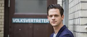 Jo Schück ist Moderator der ZDF-Sendung „aspekte“ und Autor des Buches „Nackt im Hotel – Wie Freundschaft der Liebe den Rang abläuft“.
