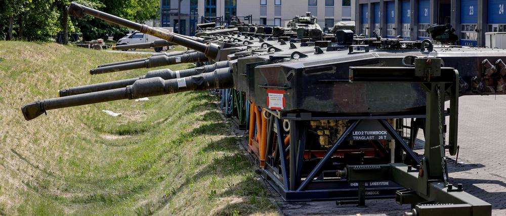 Teile für den Leopard 2A4 im Rheinmetall-Werk in Uterlüss.
