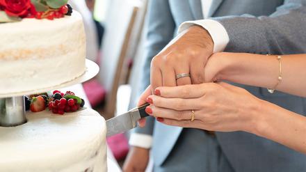 Mit der Hochzeit fängt alles an. Doch sind Ehen überhaupt noch zeitgemäß?