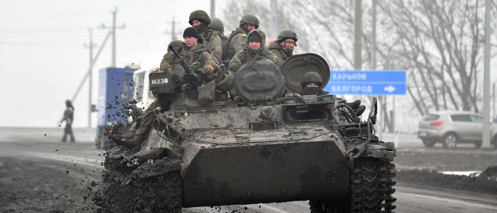Russische Soldaten im März 2022 auf dem Weg in die Ukraine.