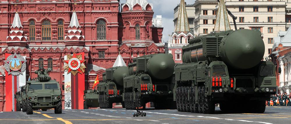RS-24 „Jars“, mobile ballistische Interkontinentalraketen, sind am „Tag des Sieges“ auf dem Roten Platz in Moskau zu sehen (Archivfoto).