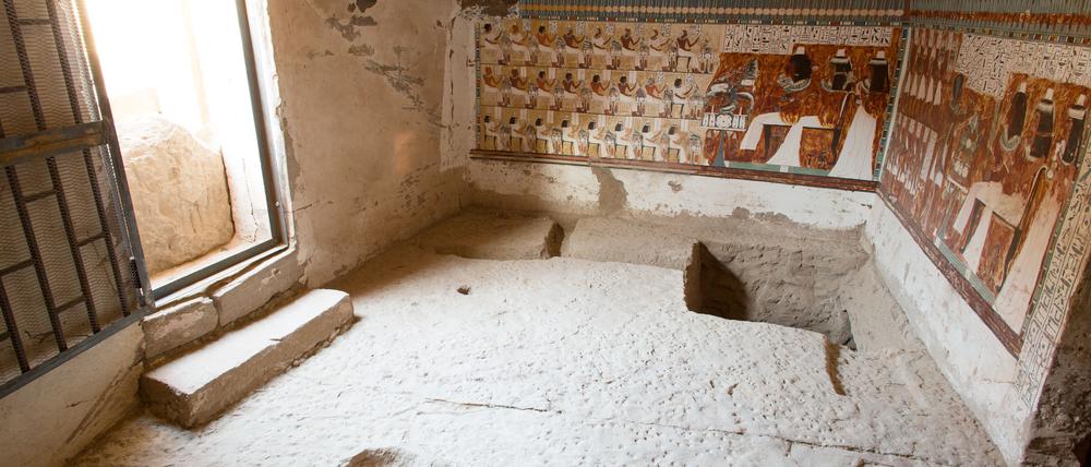 Reich bemalt ist der erste Innenraum im Grab des User, dem Bürgermeister von Elephantine im antiken Ägypten. 