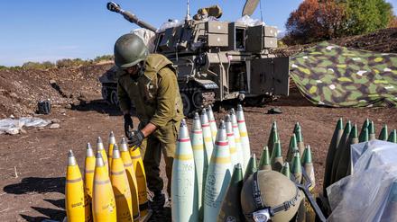 Israel bereitet sich auf einen möglichen Krieg mit der libanesischen Hisbollah vor.
