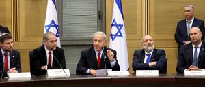 Israels Regierung beschließt den umstrittenen nationalen Haushalt für die kommenden zwei Jahre.