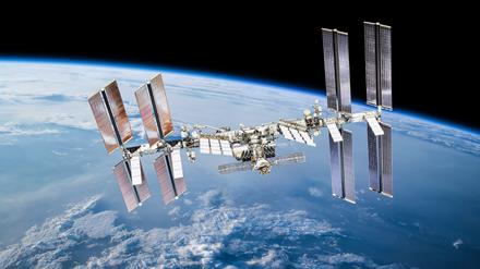 Internationale Raumstation mit Astronauten.
