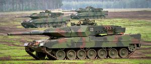 Kampfpanzer Leopard 2 A5 bei einer Lehr- und Gefechtsvorführung.