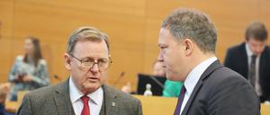 Thüringer Verhältnisse: Linken-Ministerpräsident Ramelow (l) ist immer wieder auf die Zustimmung von CDU-Fraktionschef Voigt (r) angewiesen. 