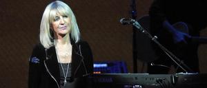 Christine McVie 2015 bei einem Konzert mit Fleetwood Mac in Köln. 
