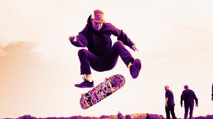 Ein Skateboard als Leinwand? Warum nicht. Max Jonas Baginski lädt für sein Label Curare internationale Künstler:innen ein, Boards zu gestalten. Die Nachdrucke fahren schon überall durch die Stadt.