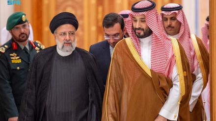 Saudi-Arabiens Kronprinz Mohammed bin Salman empfing 2023 Irans Präsidenten Ebrahim Raisi.