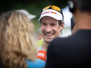 Der Ironman-Weltmeister Sebastian Kienle über die richtige Strategie für Langfristziele. Und was der Sport ihn für die Laufbahn nach der Triathlonkarriere gelehrt hat.