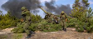 Russische Artillerie im Einsatz in Kherson. 