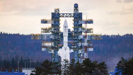 Die „Angara 5“ auf ihrem Startplatz auf dem neuen russischen Weltraumbahnhof „Wostotschny“ im Fernen Osten.