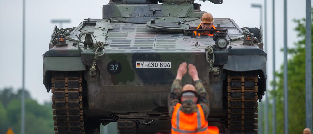 Deutschland wird nun erste Panzer des Typs Marder an die Ukraine liefern.