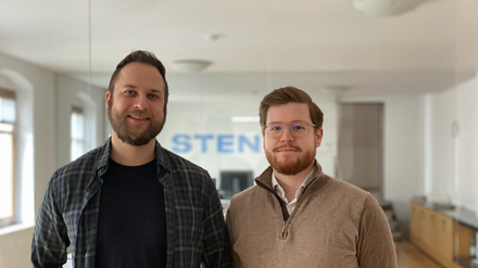 Die Gründer Niels Grabbert (l.) und Dominic Roth leiten das Potsdamer Start-Up Stenon.